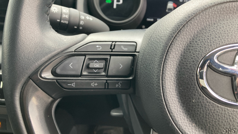 Toyota Yaris 1.5 Hybrid Design 5dr CVT Hybrid Hatchback